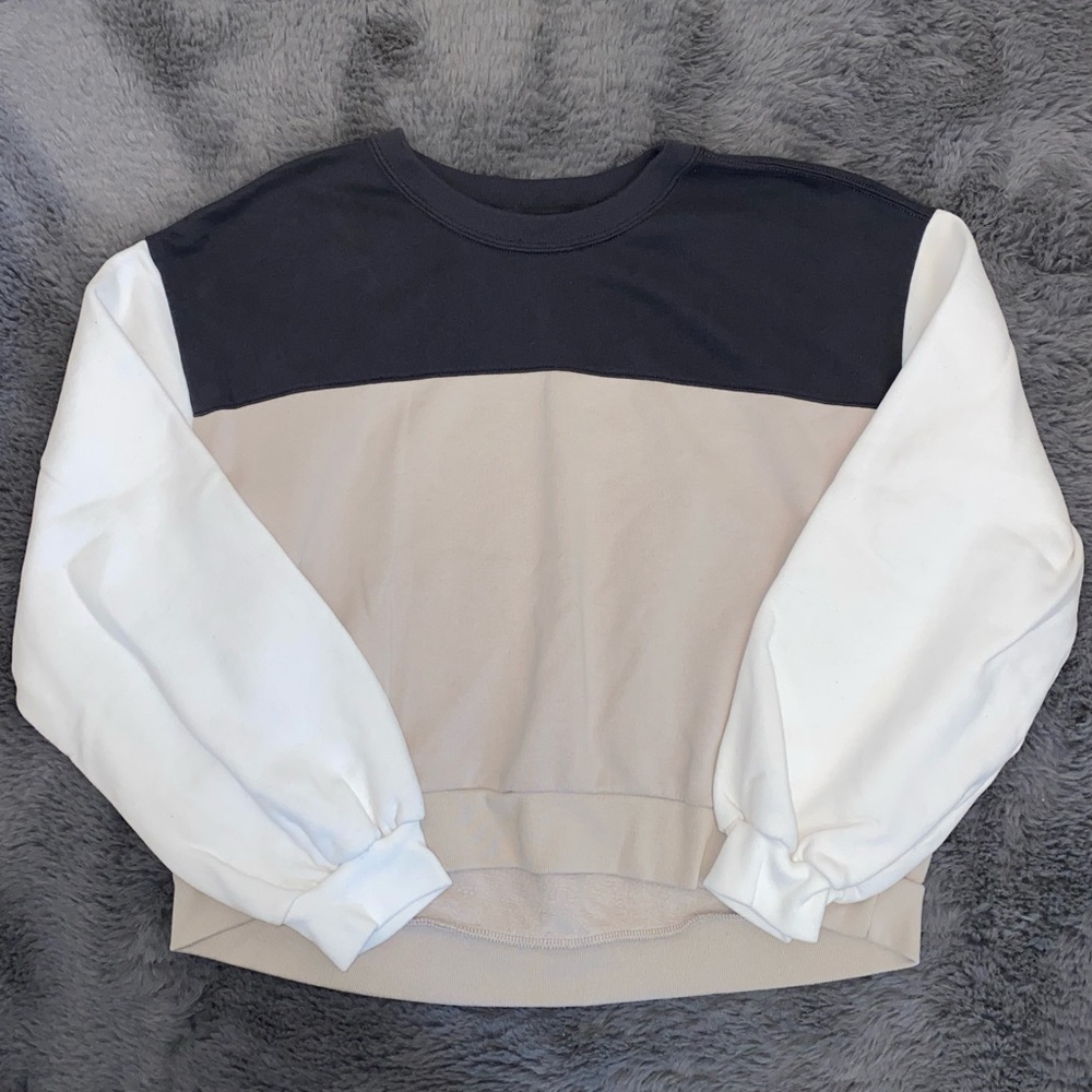 Abercrombie & Fitch Crewneck Sweatshirt